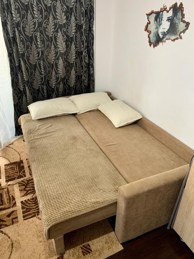 At Home Яссы Экстерьер фото